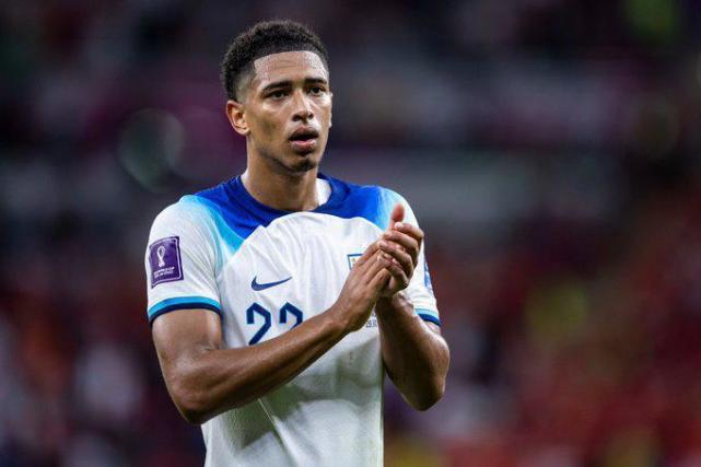 圣保罗官方：奥斯卡被确诊为迷走神经性晕厥，目前情况稳定