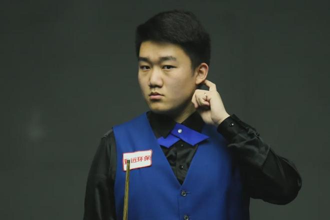 西甲战报：塔雷加乌龙，杜罗绝平，瓦伦西亚1-1平塞维利亚