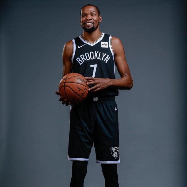 杨瀚森8+4+3 开拓者不敌雷霆；湖人险胜爵士