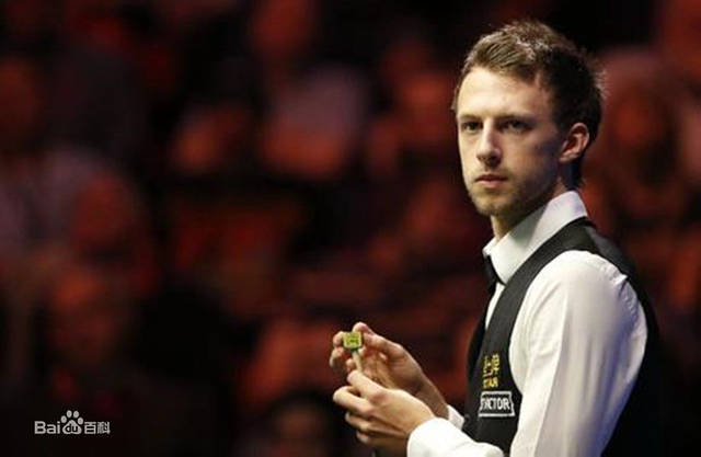 皇马16岁天才首获一线队征召！后防告急 卡斯蒂利亚新星临危受命