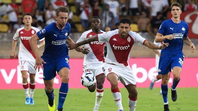 特别是在U 特别是在U