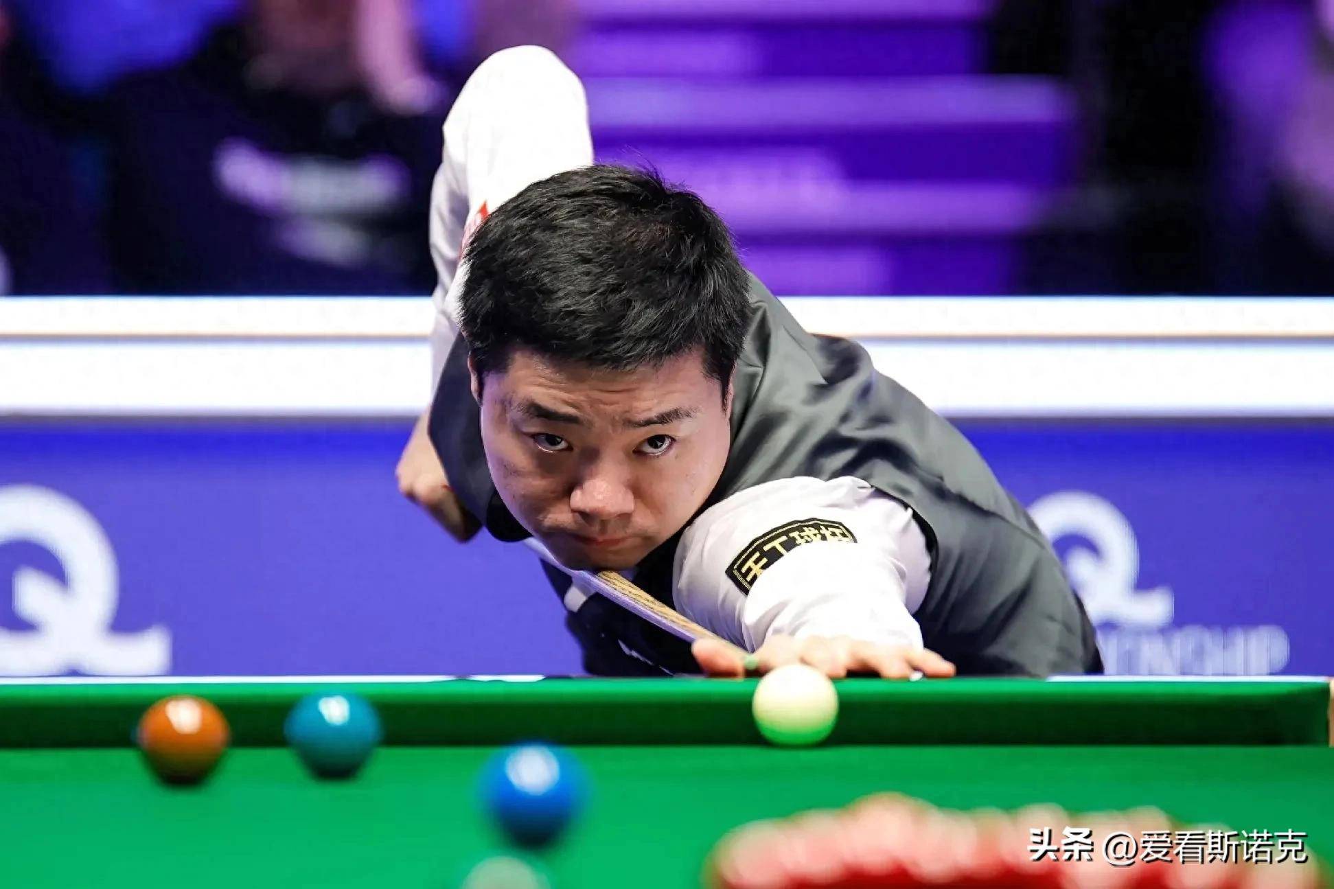 后脑勺长了 后脑勺长了