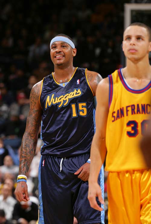 评论员必须 评论员必须